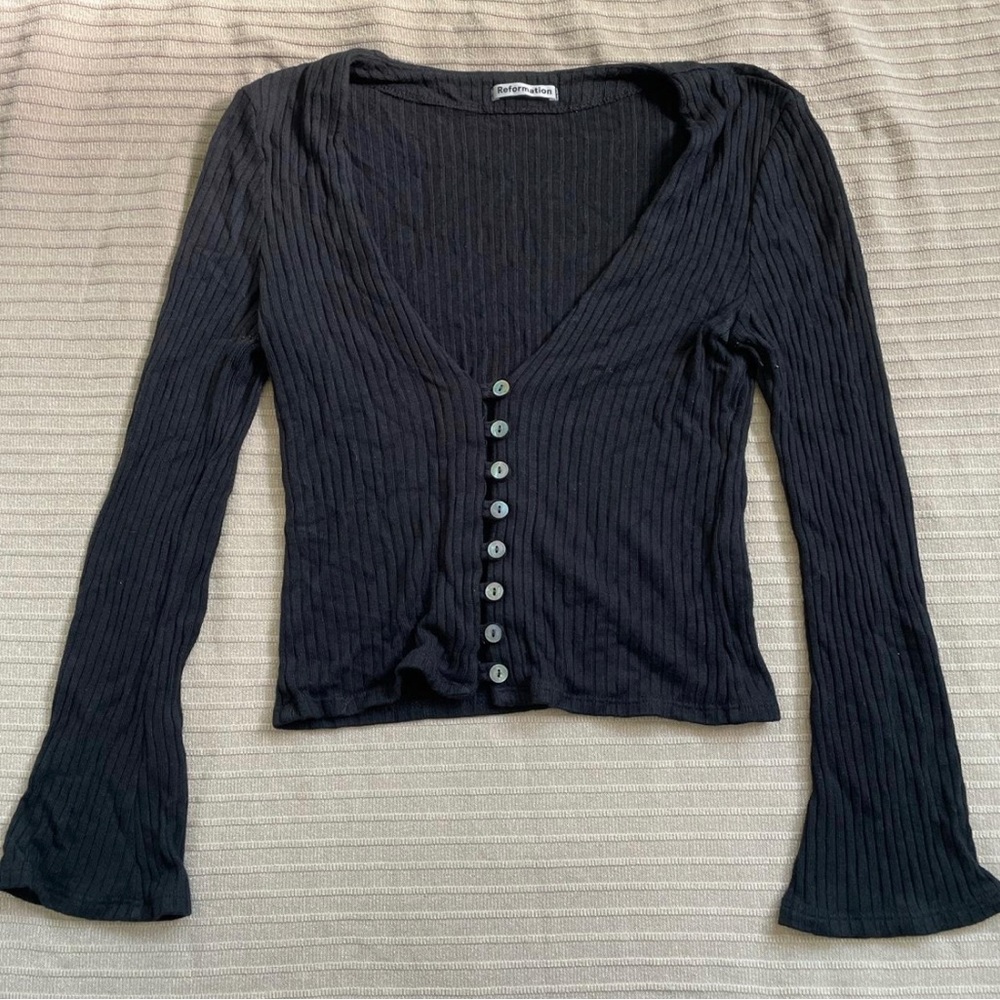 Black reformation Gellar knit top size medium great condition